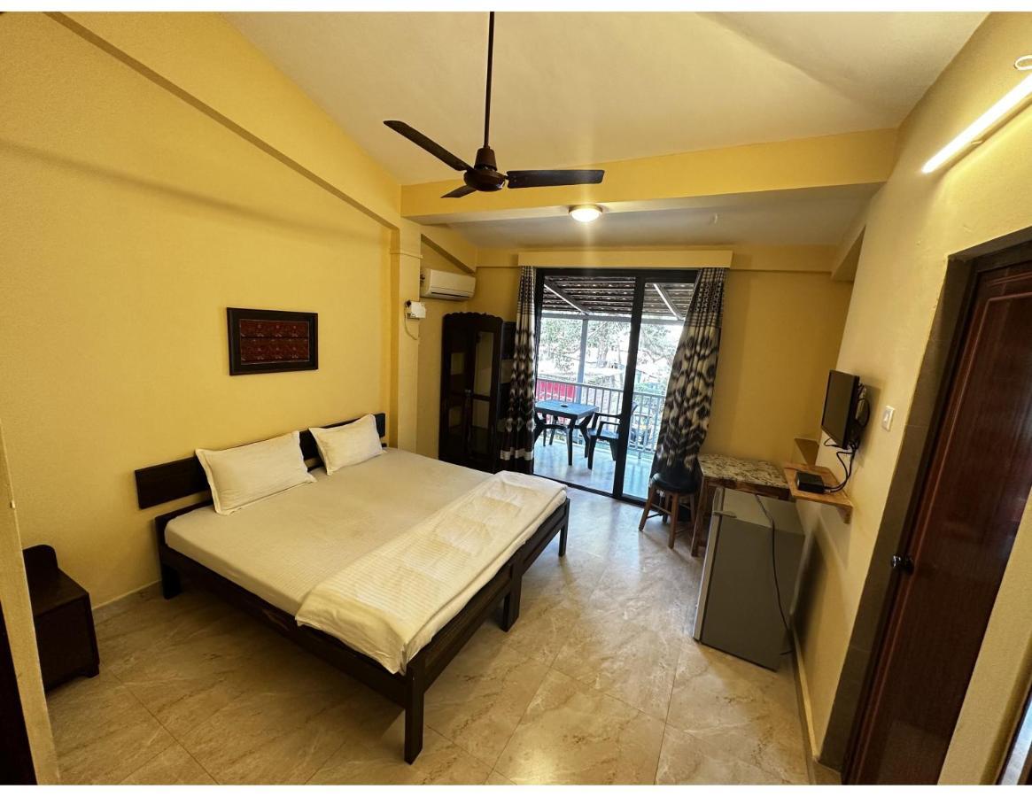 Hotel White Season กาลังกูติ ภายนอก รูปภาพ