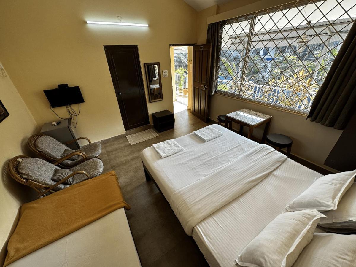 Hotel White Season กาลังกูติ ภายนอก รูปภาพ
